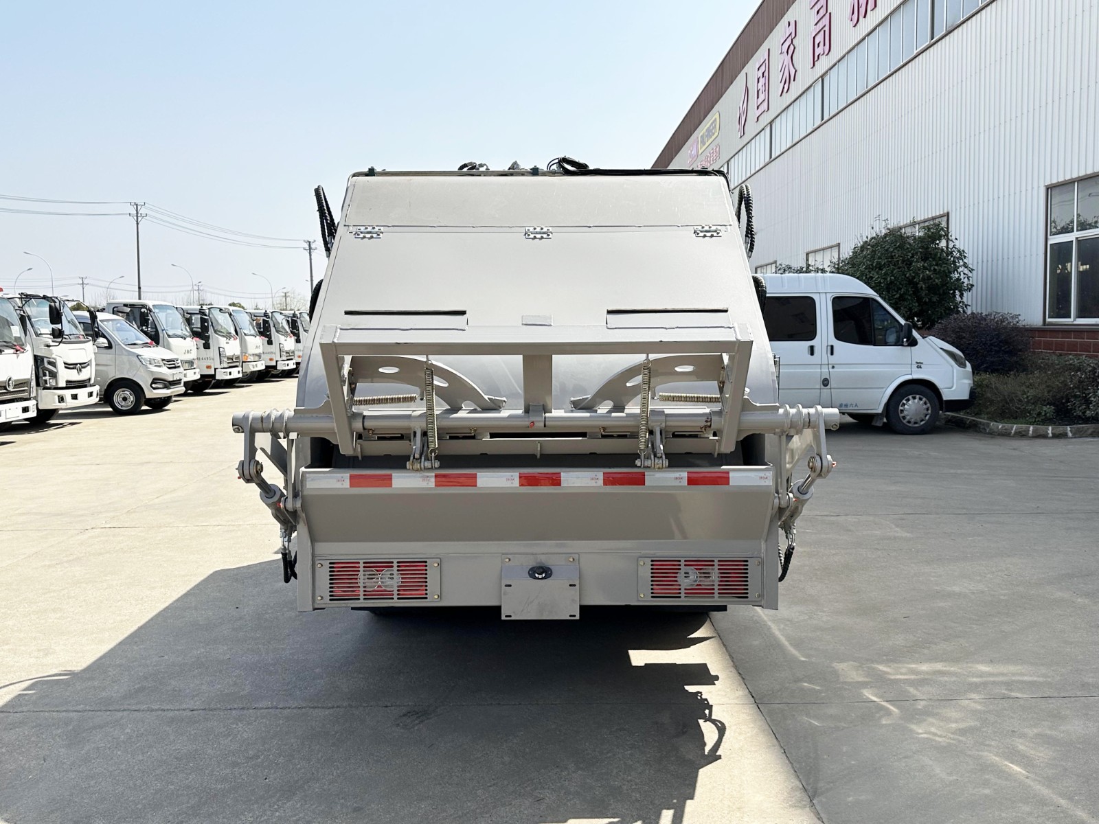 9d0805cab4c6e8db7bc4bedc48665fbe.jpg