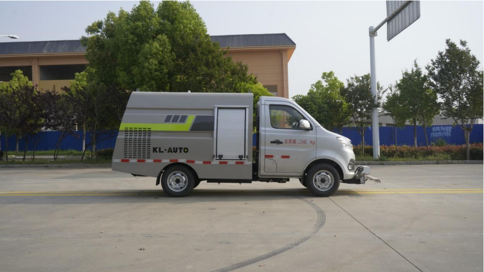 长安2700路面养护车3.png a4e8fe6fc5f26062fd097bda7ead9d99.png